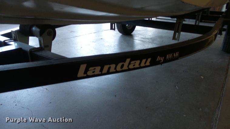 image for item EF9379 2000 Landau 175 boat