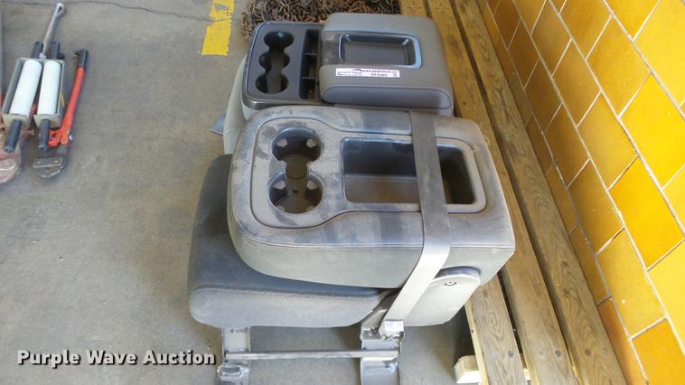 image for item EF9385 (2) Chevrolet pickup truck center consoles