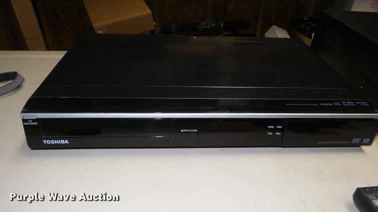 image for item EF9432 Electronics