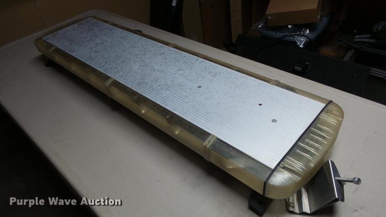 image for item EF9433 (3) light bars