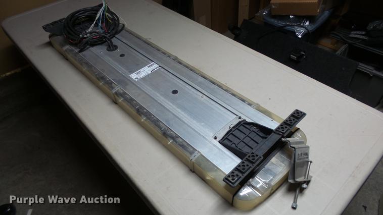 image for item EF9433 (3) light bars