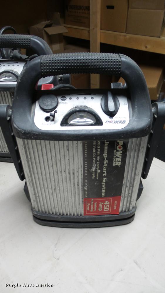 image for item EF9435 (6) battery chargers