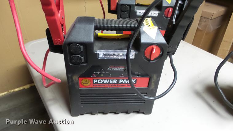 image for item EF9435 (6) battery chargers