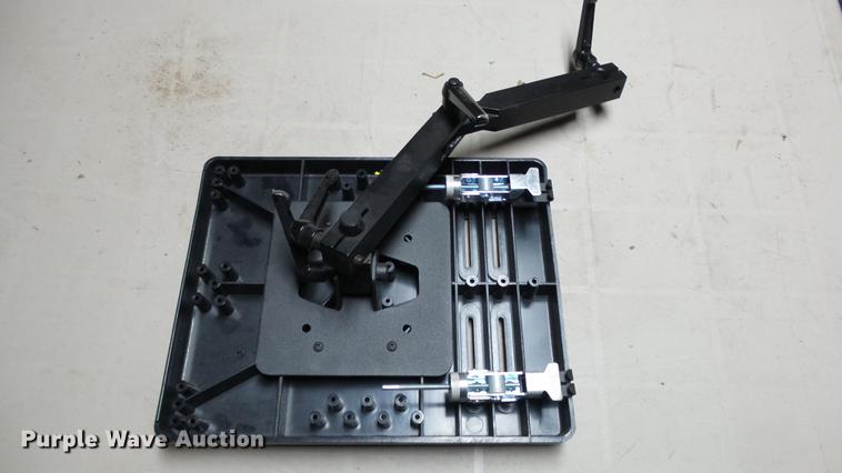 image for item EF9438 (2) Jotto automotive desks