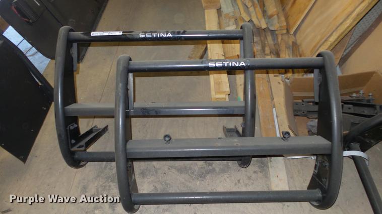 image for item EF9441 (2) Setina grill guards