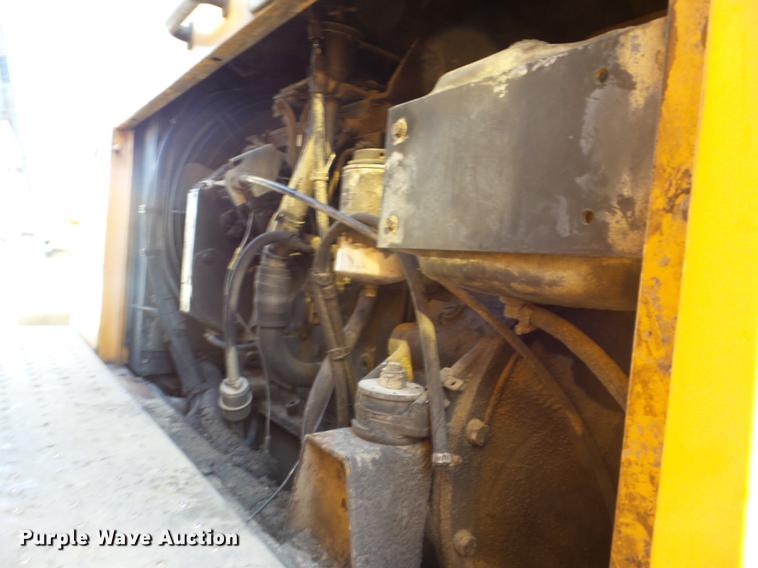 image for item EI9757 1989 Case 688LT excavator