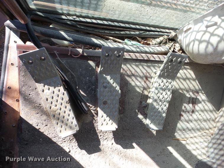 image for item EI9757 1989 Case 688LT excavator