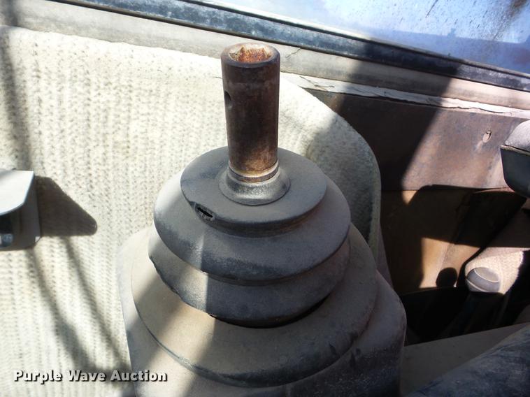 image for item EI9757 1989 Case 688LT excavator