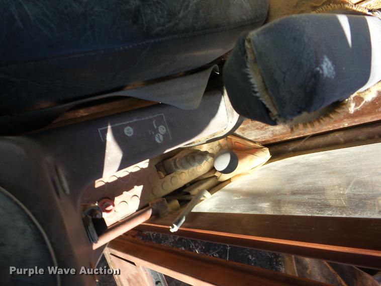 image for item EI9757 1989 Case 688LT excavator