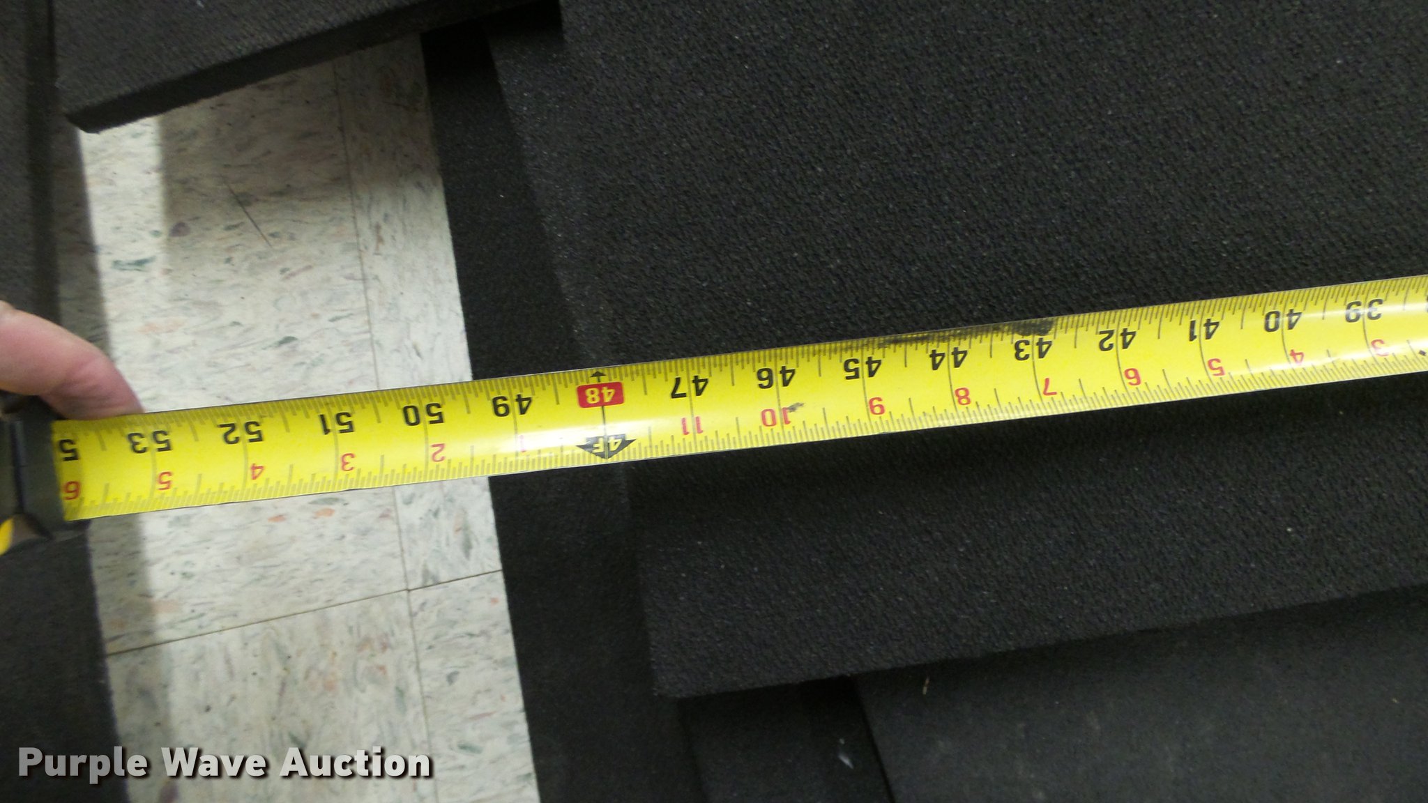 Sporting goods in Hutchinson, KS Item EC9584 sold Purple Wave