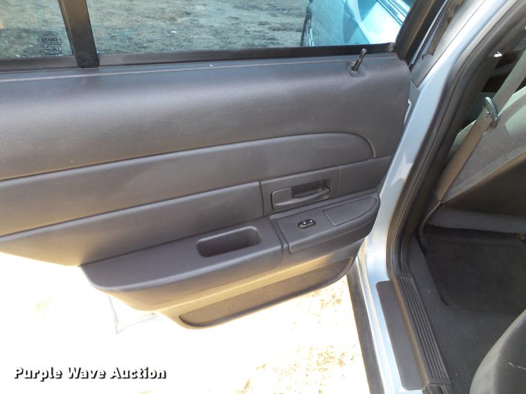 image for item BJ9783 2005 Ford Crown Victoria Police Interceptor