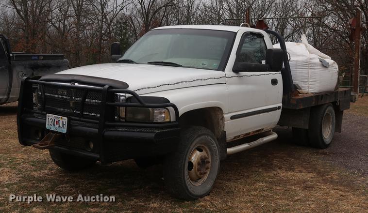 image for item DA8640 1995 Dodge Ram 2500 pickup truck