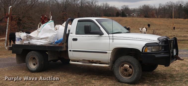 image for item DA8640 1995 Dodge Ram 2500 pickup truck