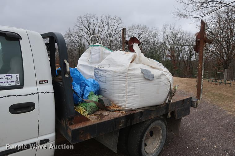 image for item DA8640 1995 Dodge Ram 2500 pickup truck