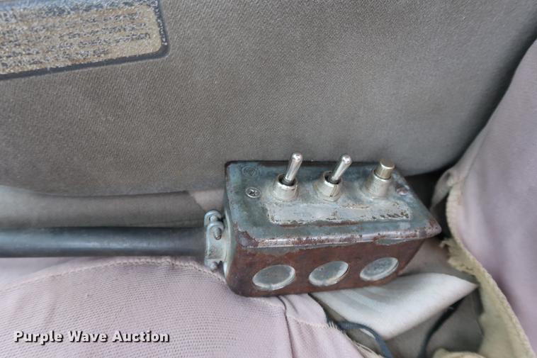 image for item DA8640 1995 Dodge Ram 2500 pickup truck