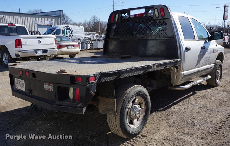 image for item DB0363 2007 Dodge Ram 2500 Quad Cab flatbed truck