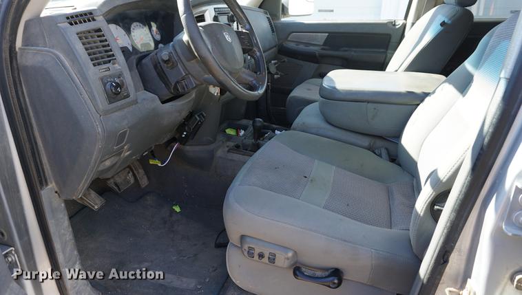 image for item DB0363 2007 Dodge Ram 2500 Quad Cab flatbed truck