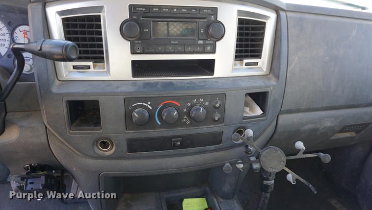 image for item DB0363 2007 Dodge Ram 2500 Quad Cab flatbed truck