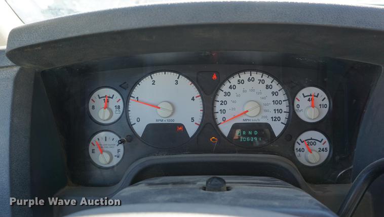 image for item DB0363 2007 Dodge Ram 2500 Quad Cab flatbed truck