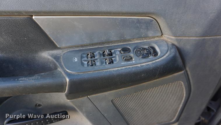 image for item DB0363 2007 Dodge Ram 2500 Quad Cab flatbed truck