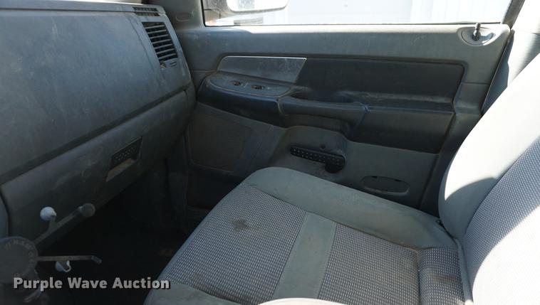 image for item DB0363 2007 Dodge Ram 2500 Quad Cab flatbed truck