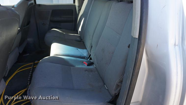 image for item DB0363 2007 Dodge Ram 2500 Quad Cab flatbed truck