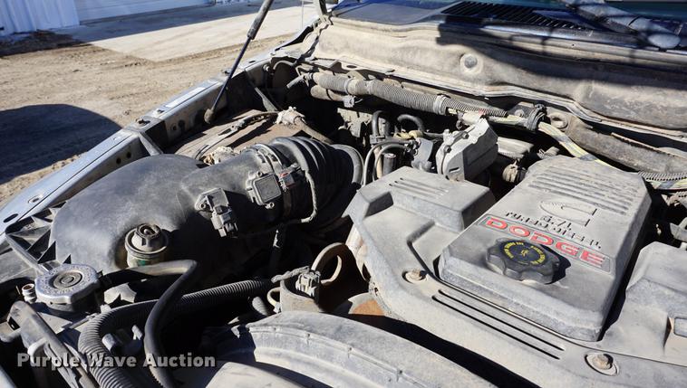 image for item DB0363 2007 Dodge Ram 2500 Quad Cab flatbed truck