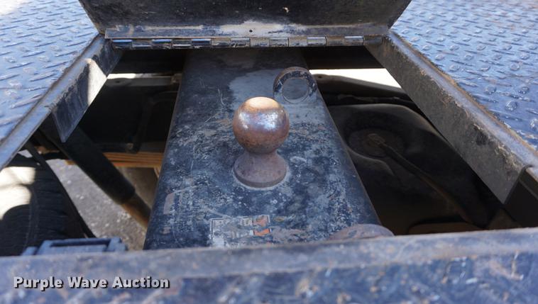 image for item DB0363 2007 Dodge Ram 2500 Quad Cab flatbed truck