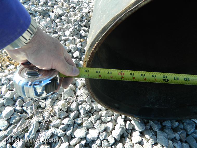 image for item DB1227 (2) steel pipes