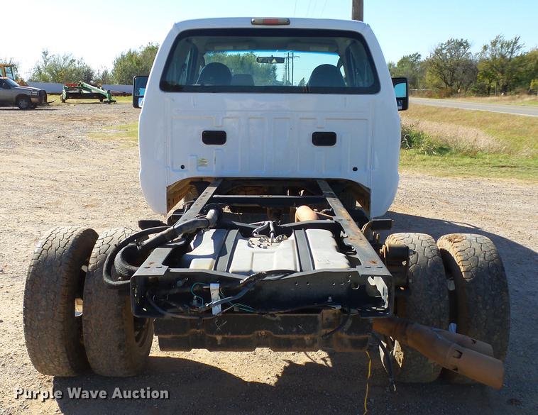 image for item DB4212 2008 Ford F350  XL Super Duty Ext. Cab truck cab and chassis
