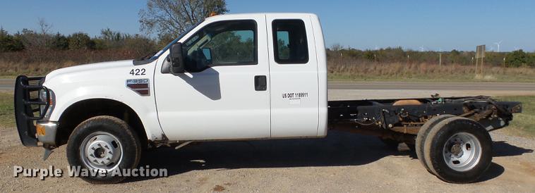 image for item DB4212 2008 Ford F350  XL Super Duty Ext. Cab truck cab and chassis
