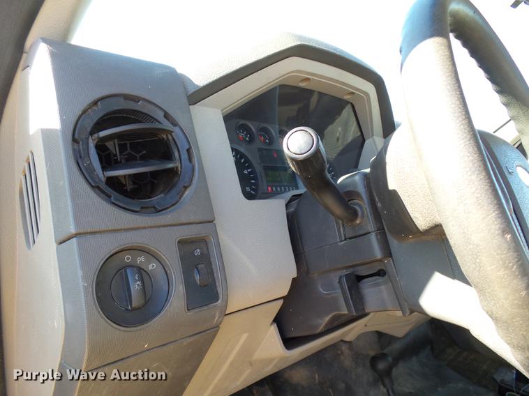 image for item DB4212 2008 Ford F350  XL Super Duty Ext. Cab truck cab and chassis