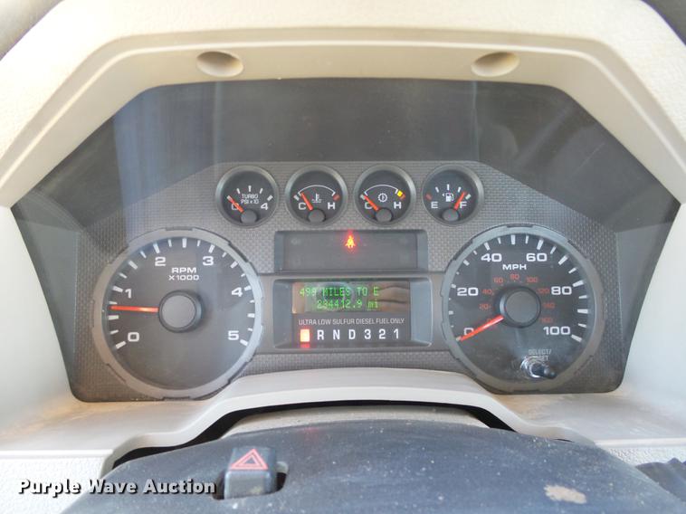 image for item DB4212 2008 Ford F350  XL Super Duty Ext. Cab truck cab and chassis