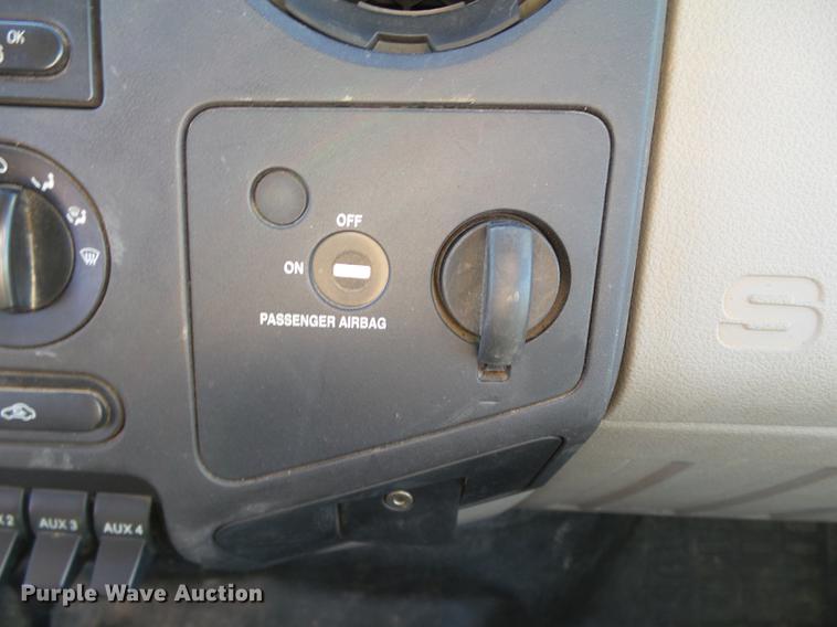 image for item DB4212 2008 Ford F350  XL Super Duty Ext. Cab truck cab and chassis