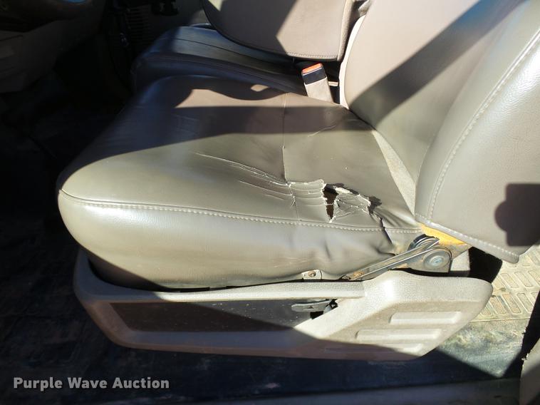 image for item DB4212 2008 Ford F350  XL Super Duty Ext. Cab truck cab and chassis