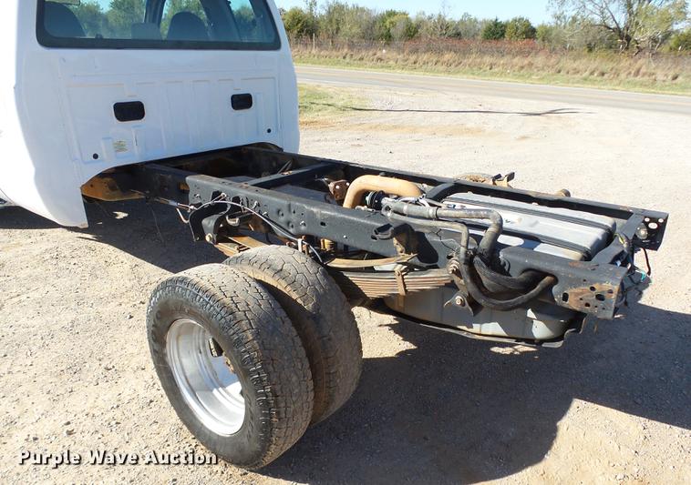 image for item DB4212 2008 Ford F350  XL Super Duty Ext. Cab truck cab and chassis