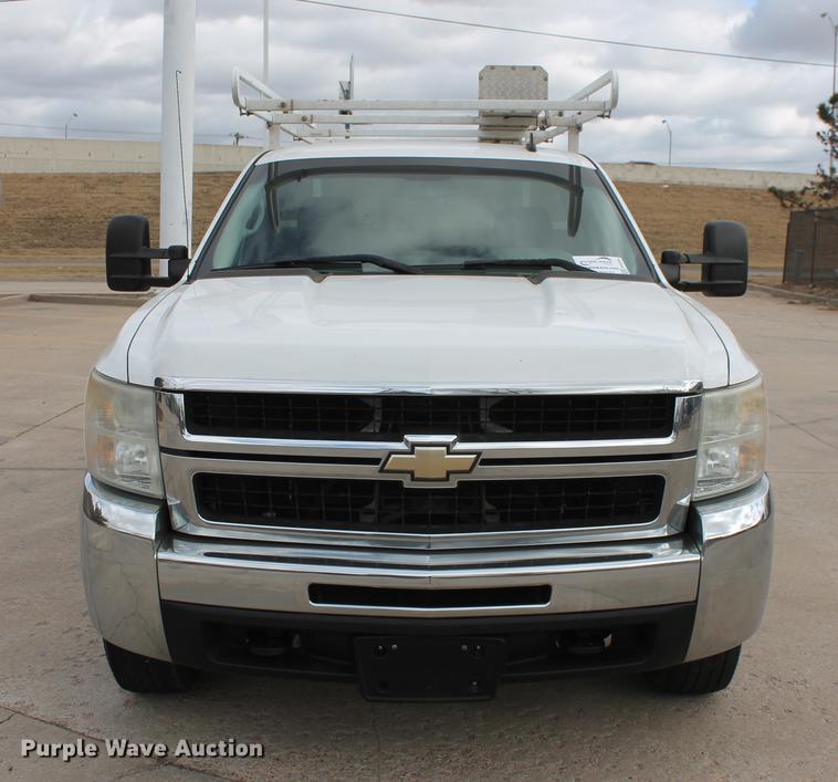 image for item DB5099 2008 Chevrolet Silverado 2500HD utility bed pickup truck