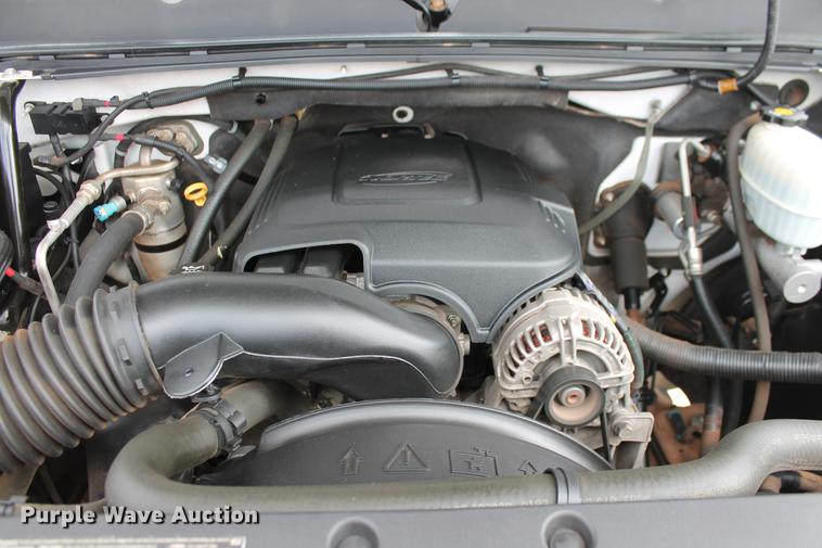 image for item DB5099 2008 Chevrolet Silverado 2500HD utility bed pickup truck