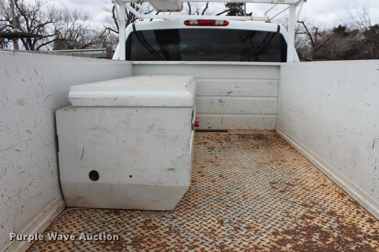 image for item DB5099 2008 Chevrolet Silverado 2500HD utility bed pickup truck