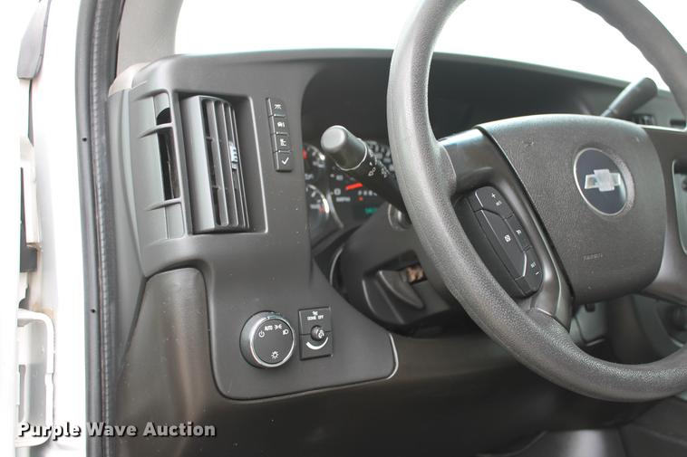 image for item DB5101 2008 Chevrolet Express G3500 cargo van