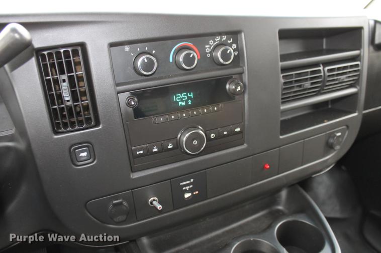image for item DB5101 2008 Chevrolet Express G3500 cargo van
