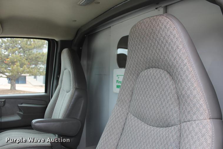 image for item DB5101 2008 Chevrolet Express G3500 cargo van