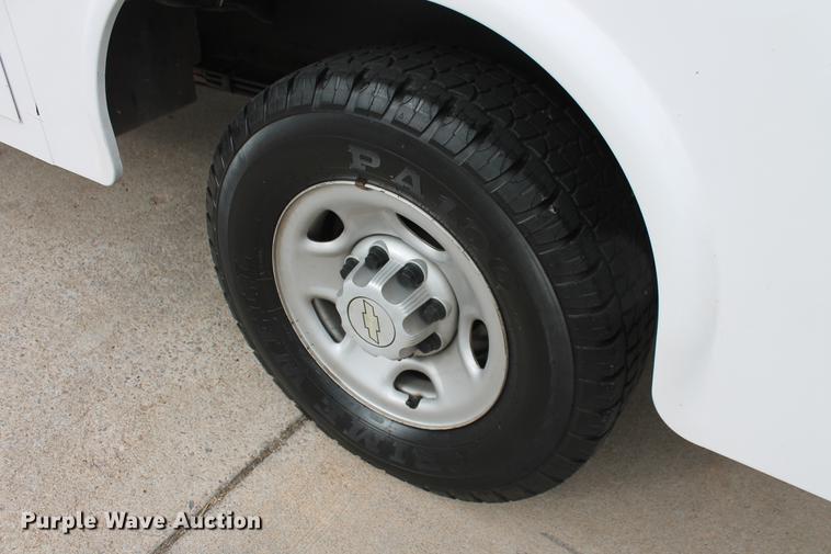 image for item DB5101 2008 Chevrolet Express G3500 cargo van