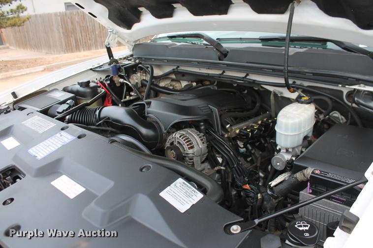 image for item DB5102 2010 Chevrolet Silverado 2500HD Z71 Ext. Cab pickup truck