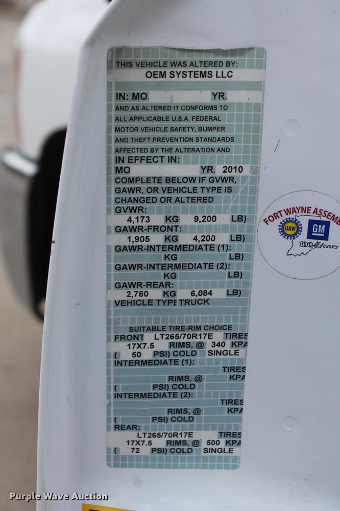 image for item DB5102 2010 Chevrolet Silverado 2500HD Z71 Ext. Cab pickup truck