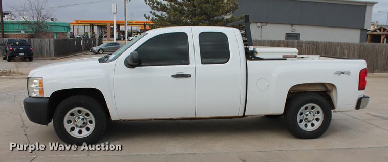 image for item DB5103 2007 Chevrolet Silverado 1500 Ext. Cab pickup truck