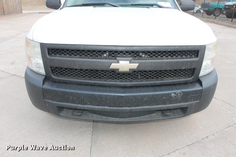 image for item DB5103 2007 Chevrolet Silverado 1500 Ext. Cab pickup truck