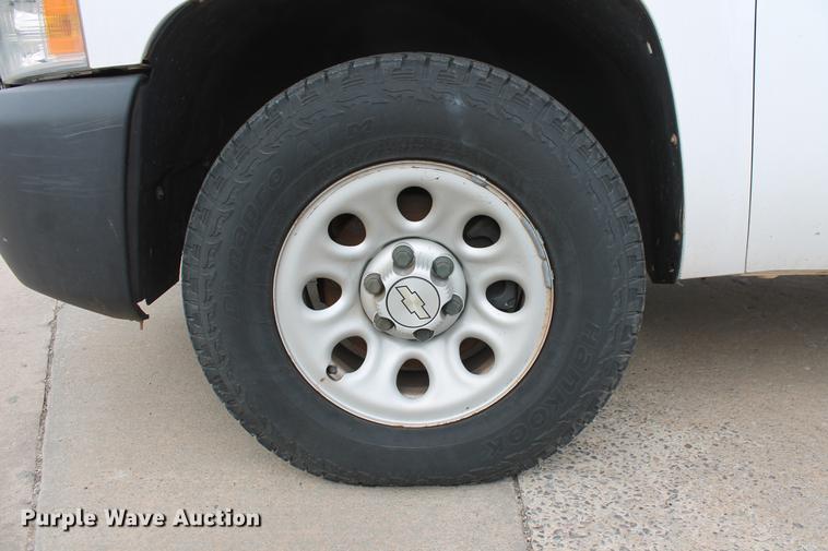 image for item DB5103 2007 Chevrolet Silverado 1500 Ext. Cab pickup truck