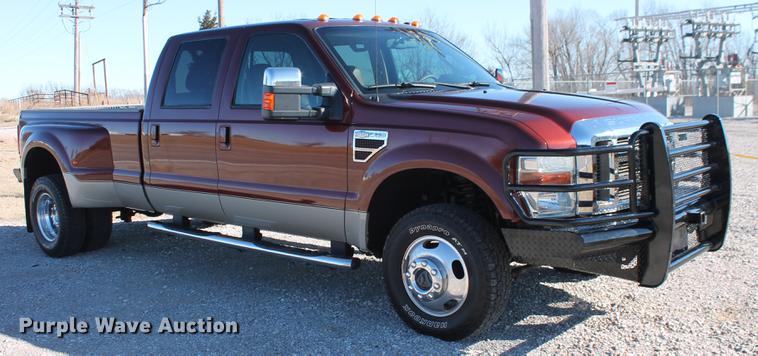 image for item DB5111 2008 Ford F350 Super Duty King Ranch Crew Cab pickup truck