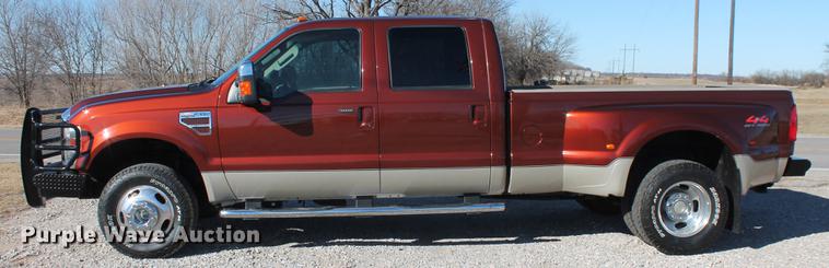 image for item DB5111 2008 Ford F350 Super Duty King Ranch Crew Cab pickup truck